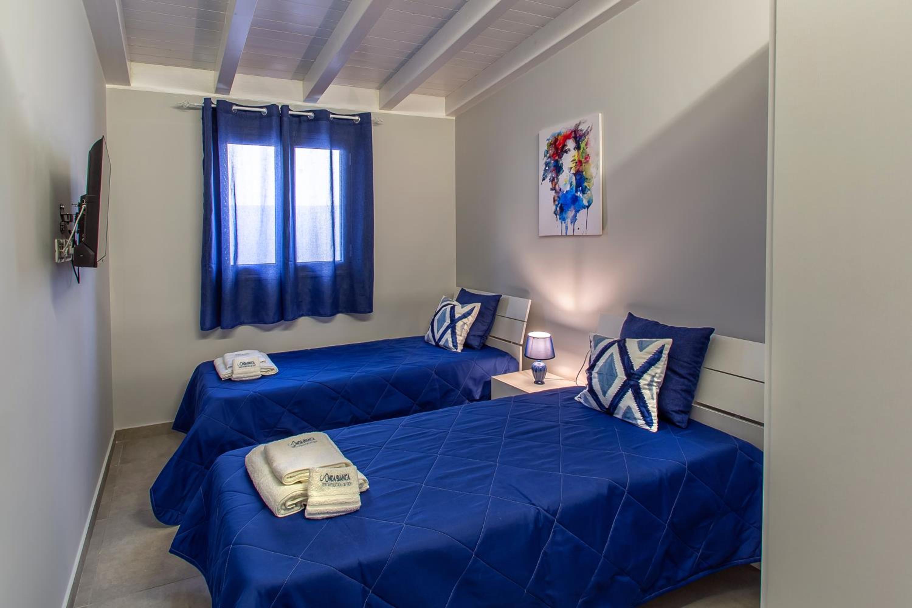 Onda Bianca Luxury Apartments