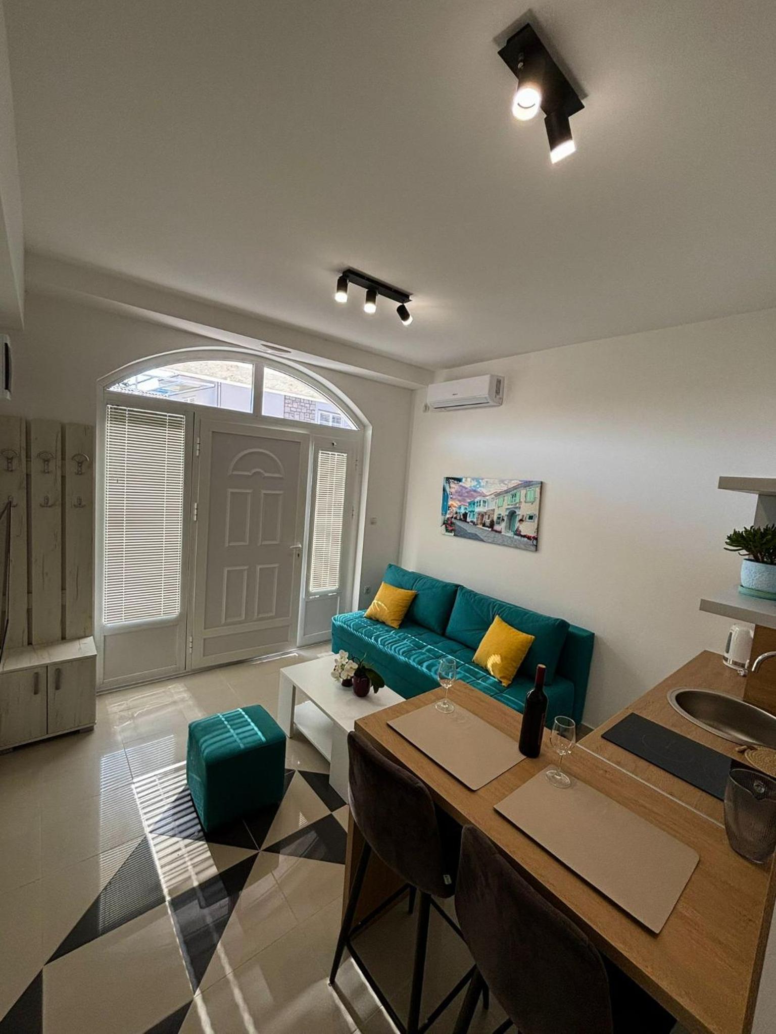 Apartmani VICO