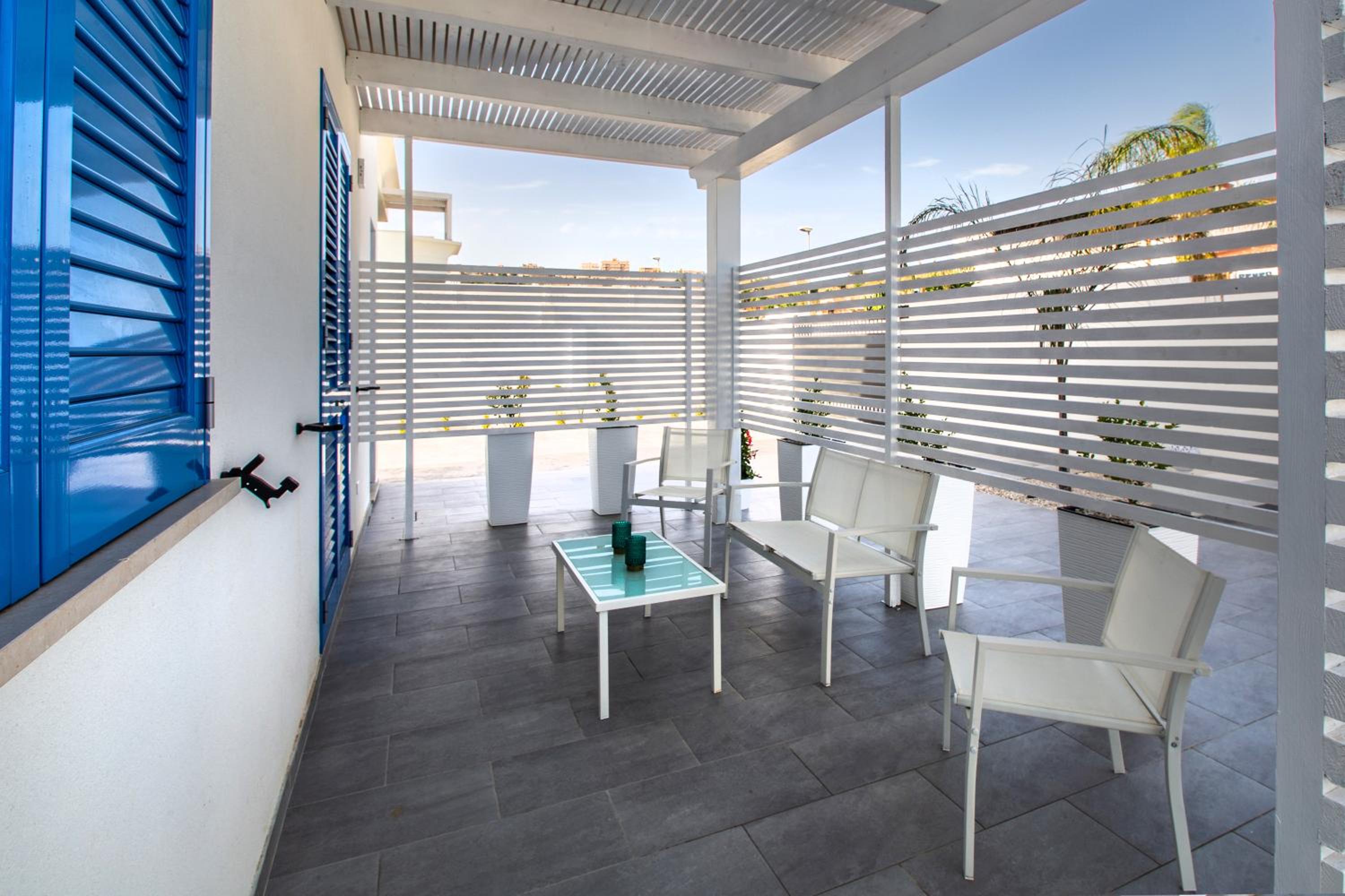 Onda Bianca Luxury Apartments