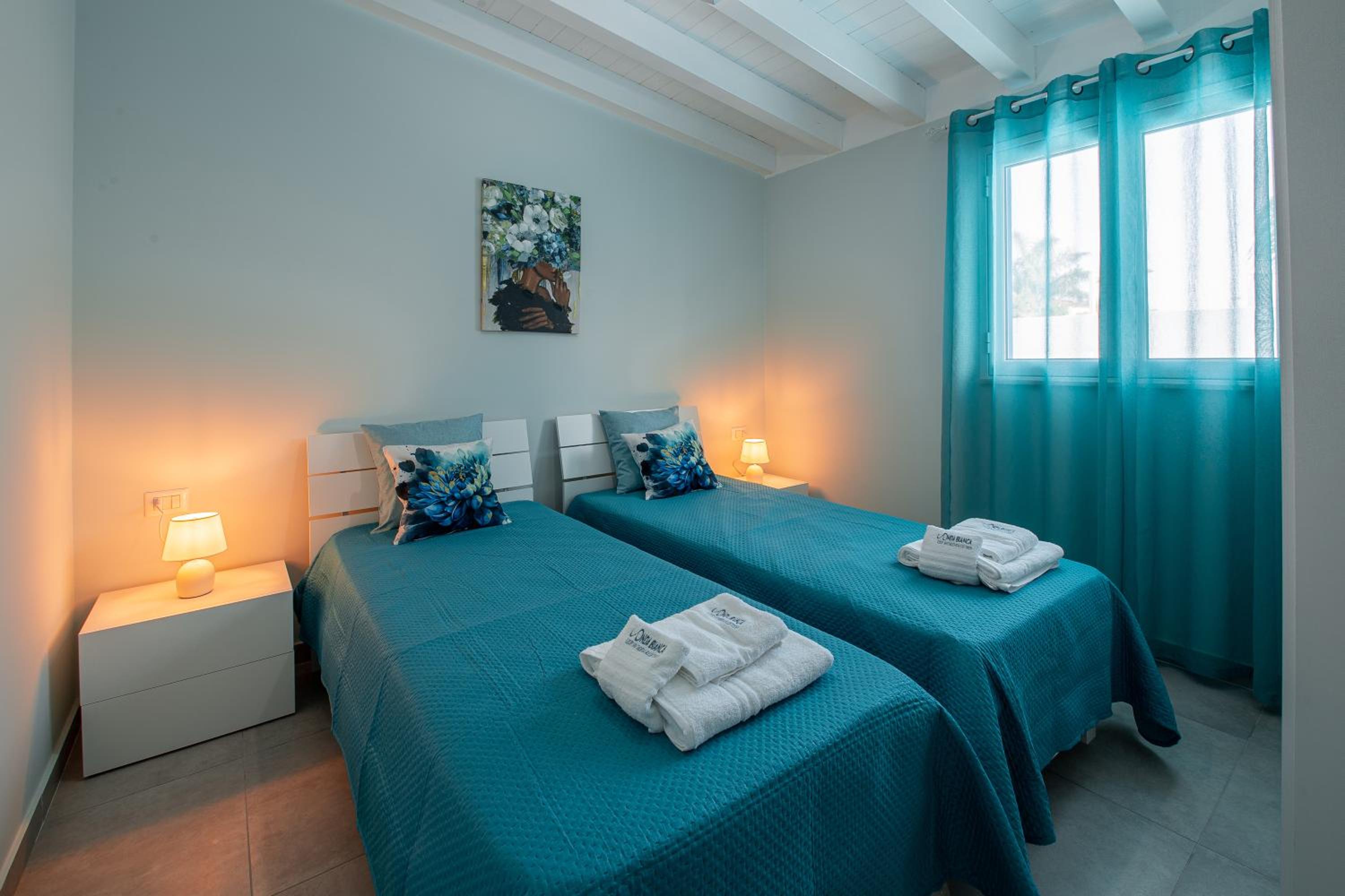Onda Bianca Luxury Apartments
