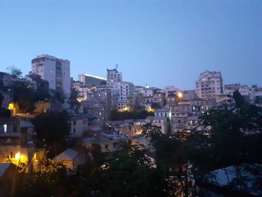 Cosy & fonctionnel sur les hauteurs d'Alger centre view 4