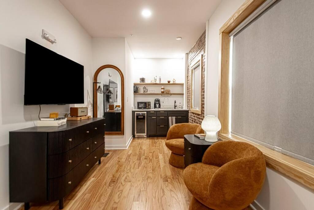 Heart of Downtown, Steps to Bathhouses & Restaurants, Room # 102