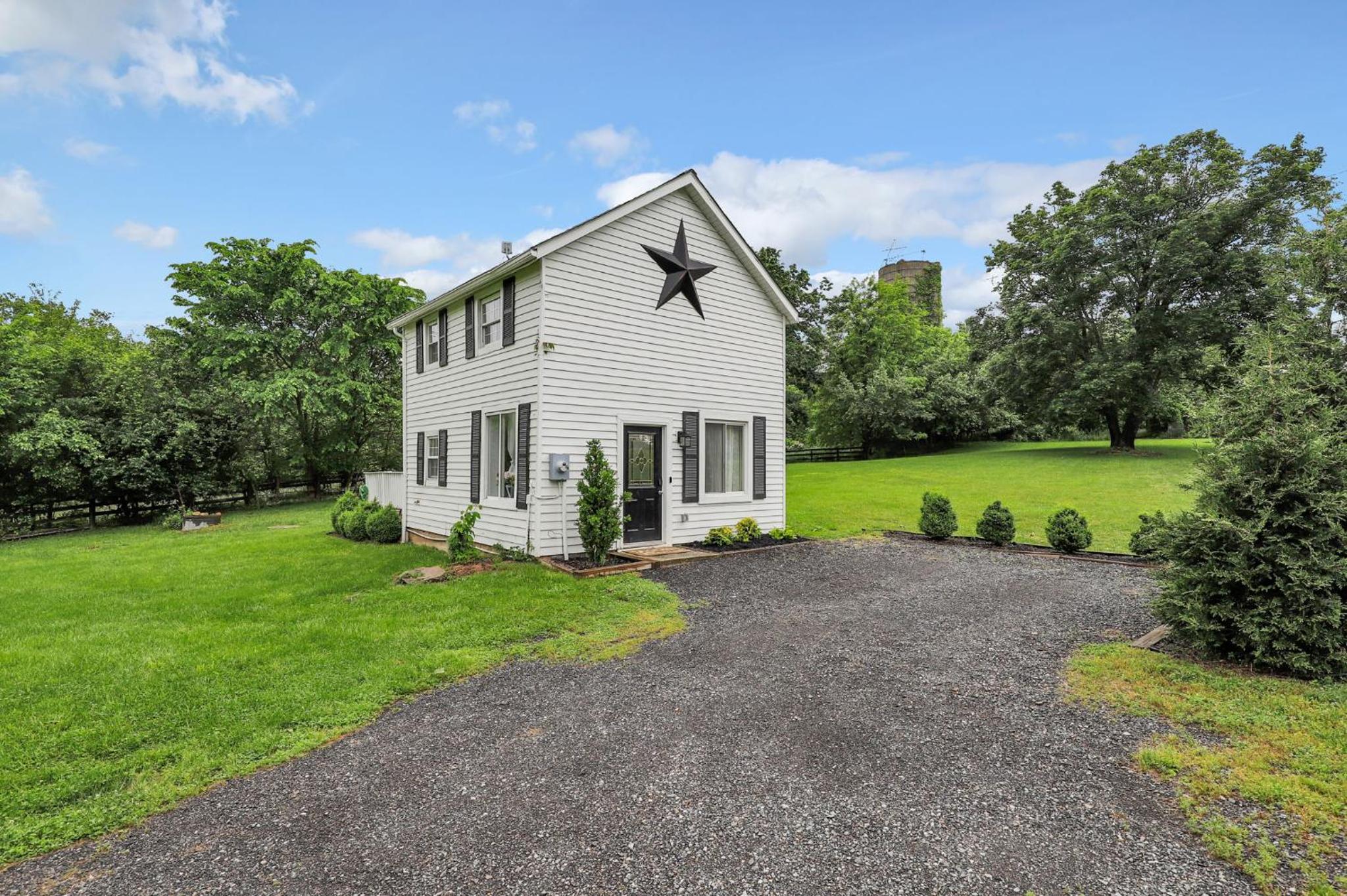 Cottage Escape in Virginia Wine Country - Property Image 5