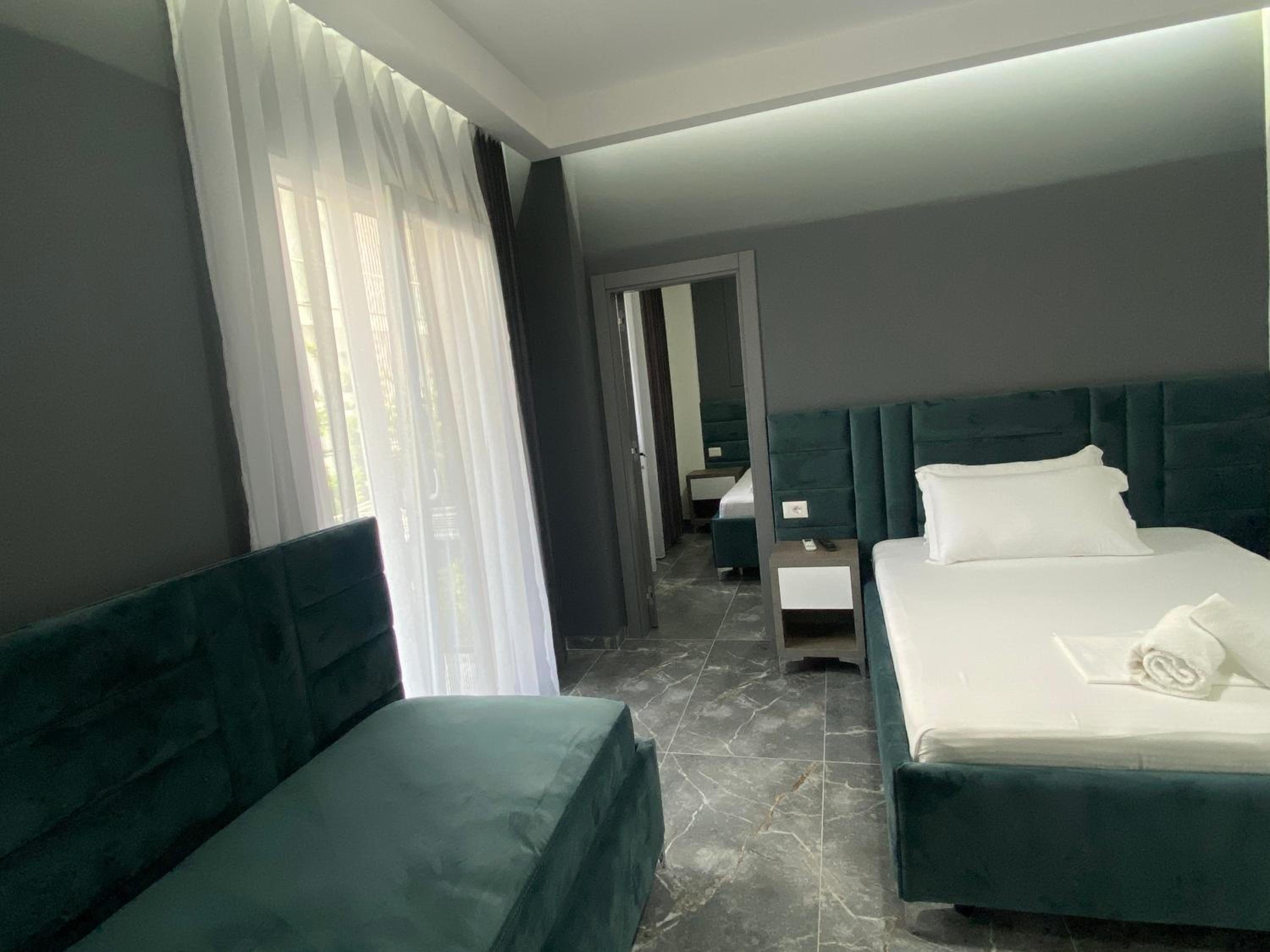 Hotel Leodori 2