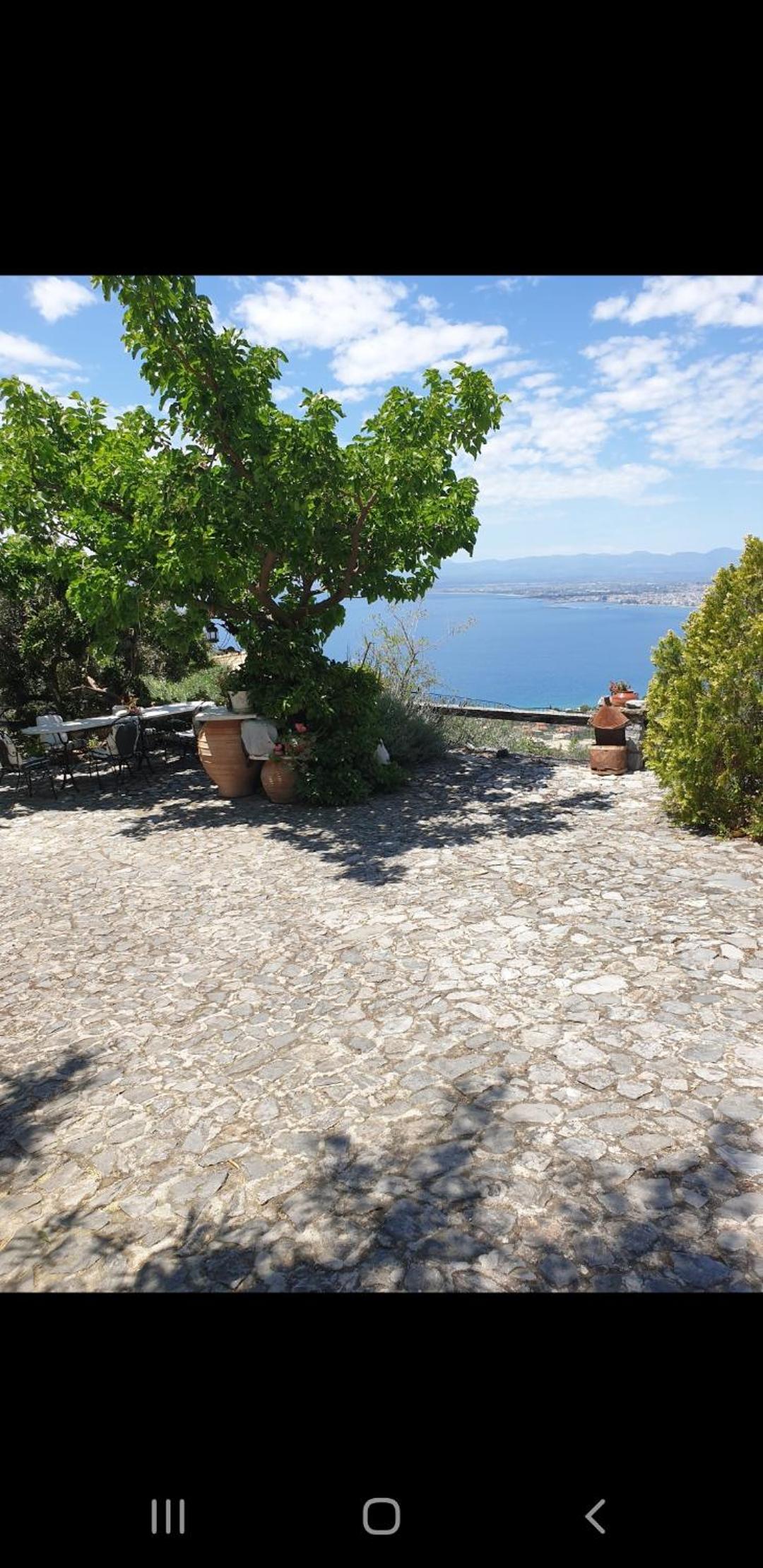 unique view kalamata view 4