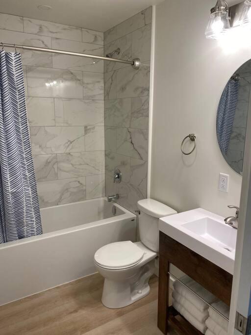 Blue Heron Cottage Oceanfront and Private trails