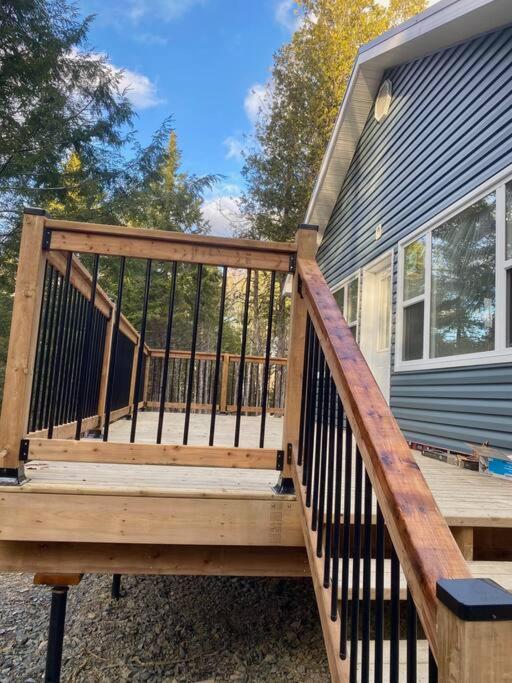 Blue Heron Cottage Oceanfront and Private trails