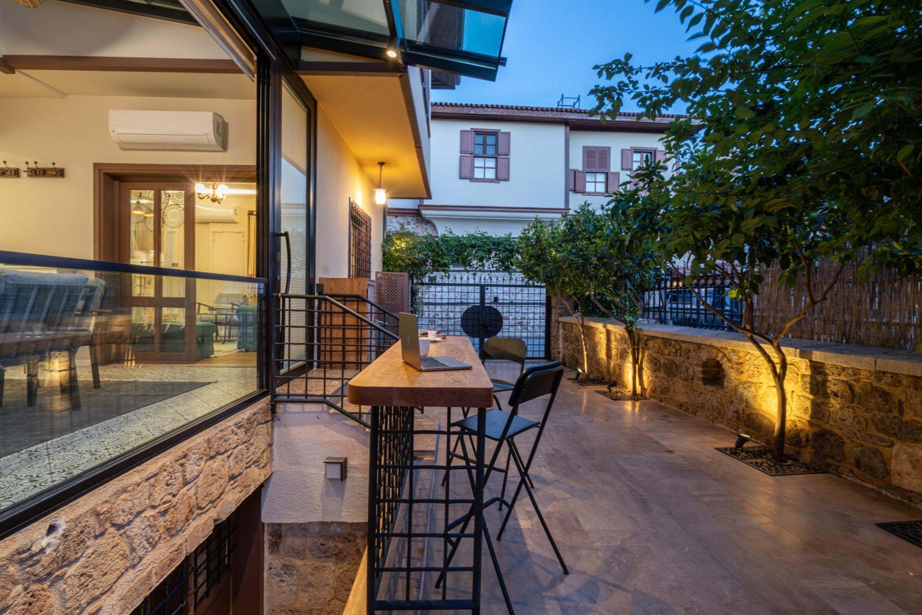 Cozy Home in Oldtown Kaleici