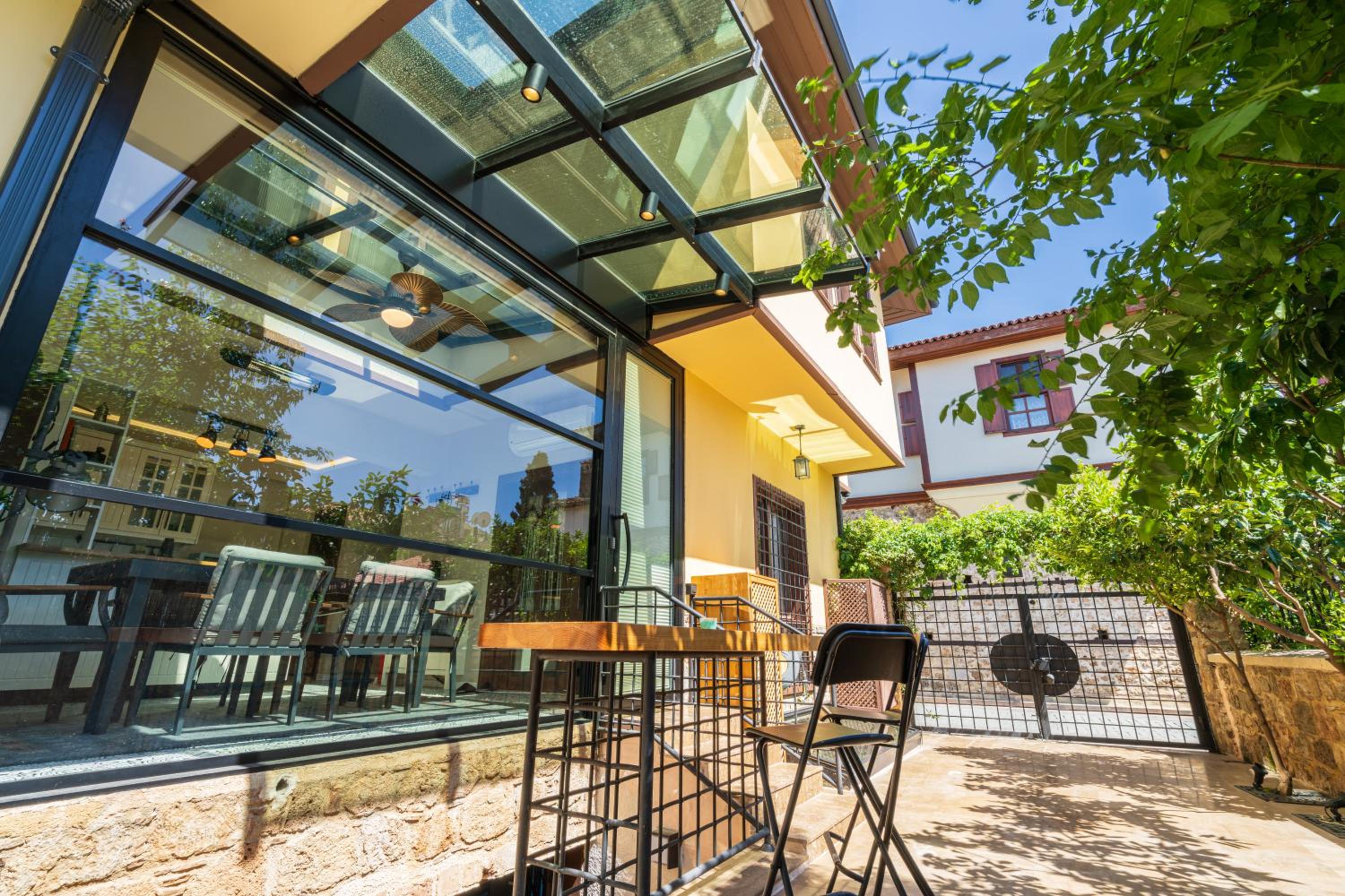 Cozy Home in Oldtown Kaleici