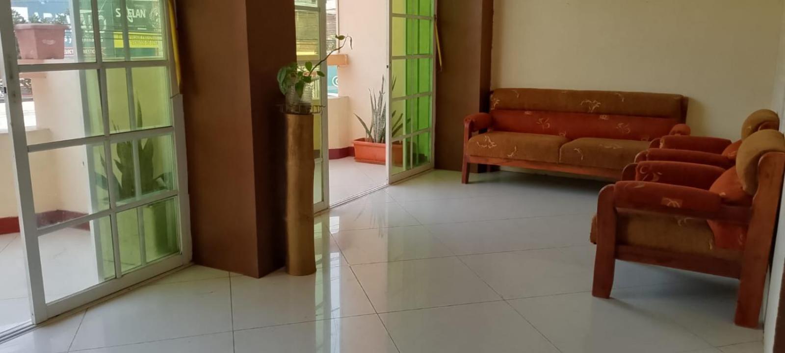 Hostal La GRAN Familia