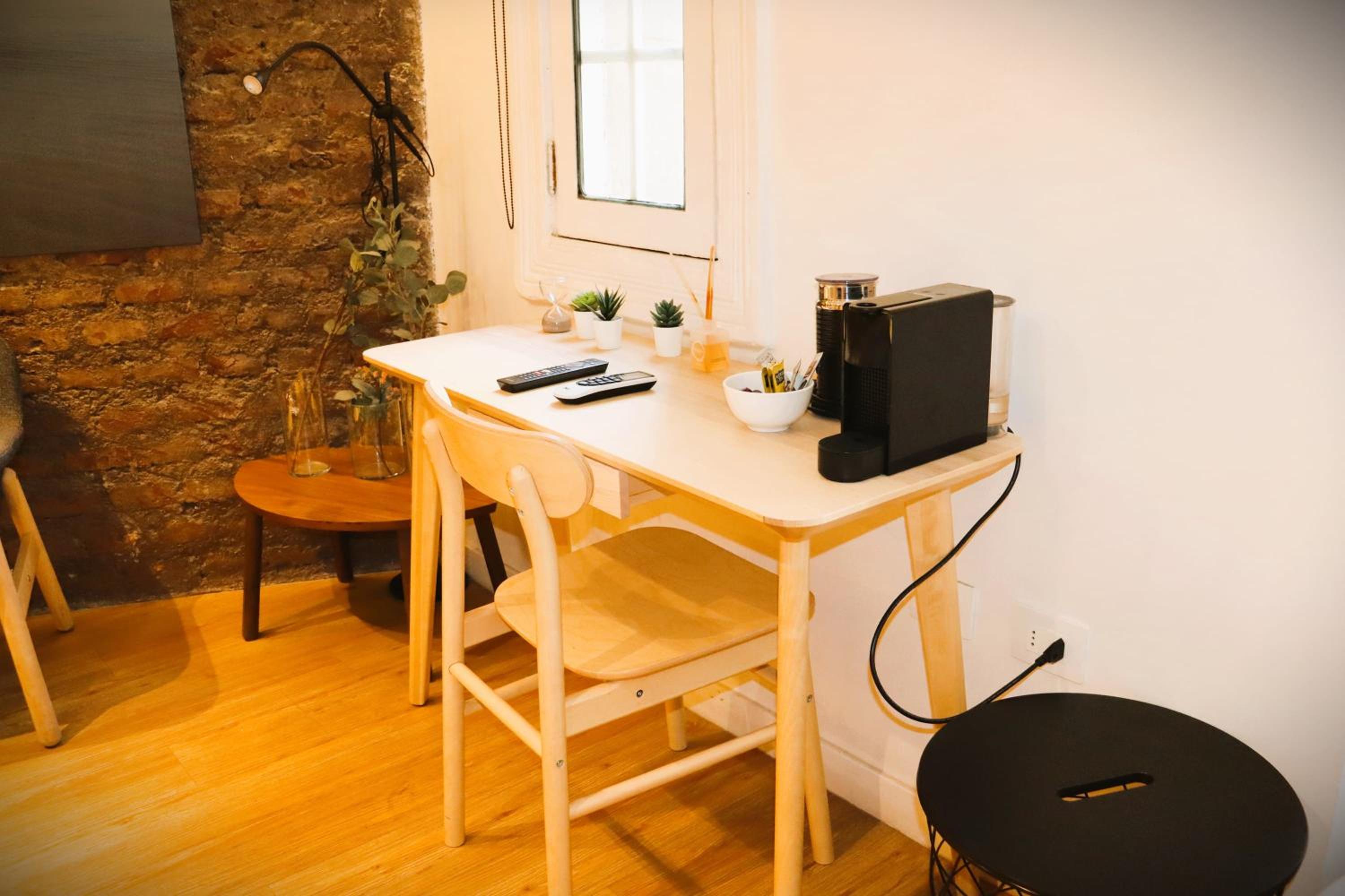 HOM l Wifi AirAcond Patrimonio Urbano Lastarria