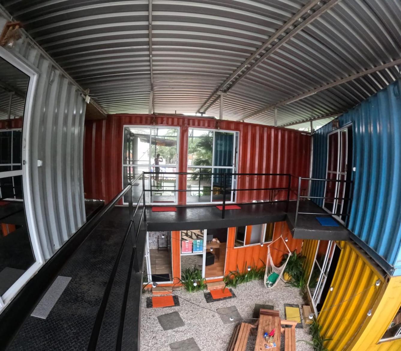 Container Hospedaria Paraty