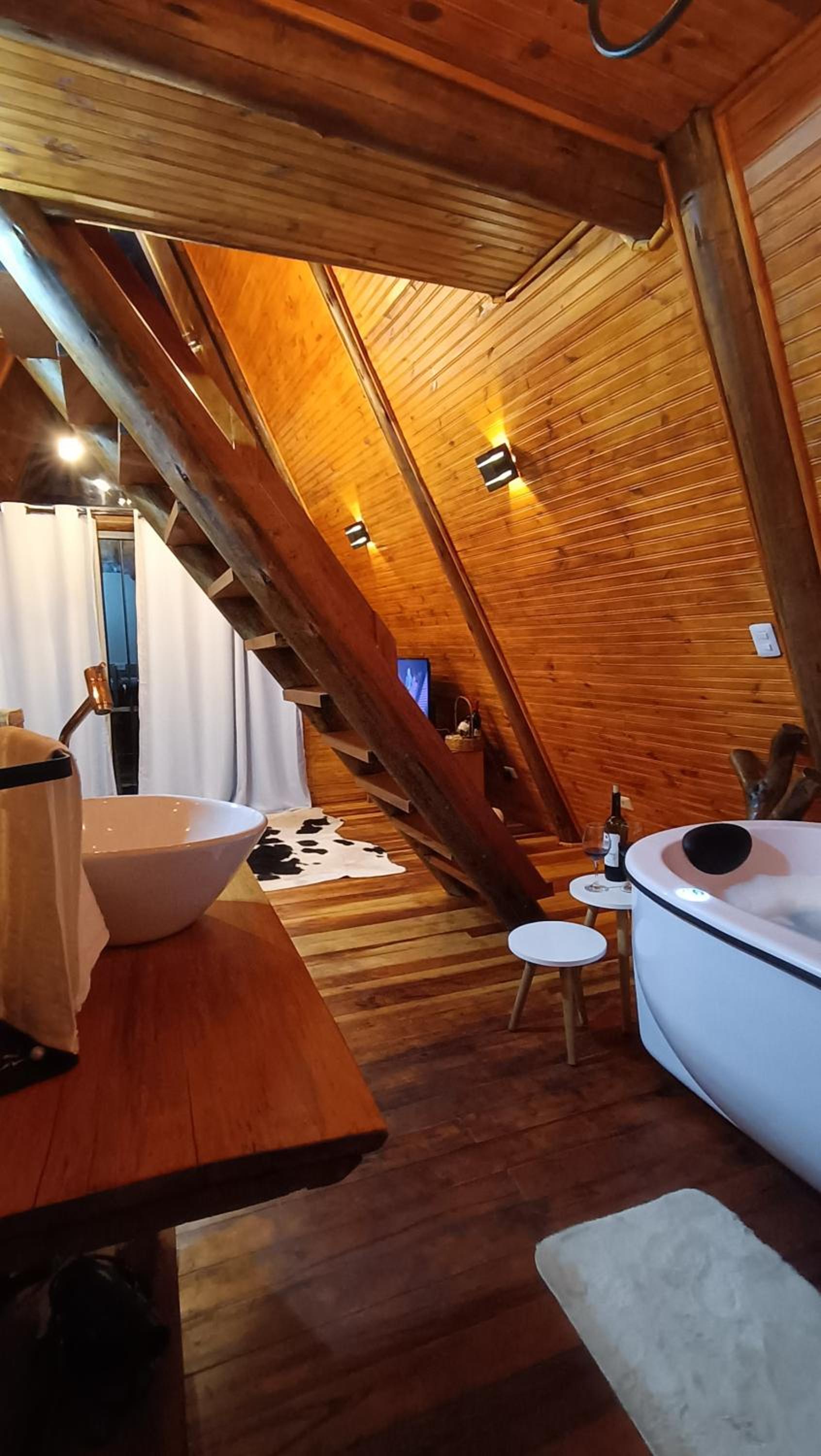 Chalé romântico São Bento do Sapucaí - Jacuzzi - Chalé Gênova