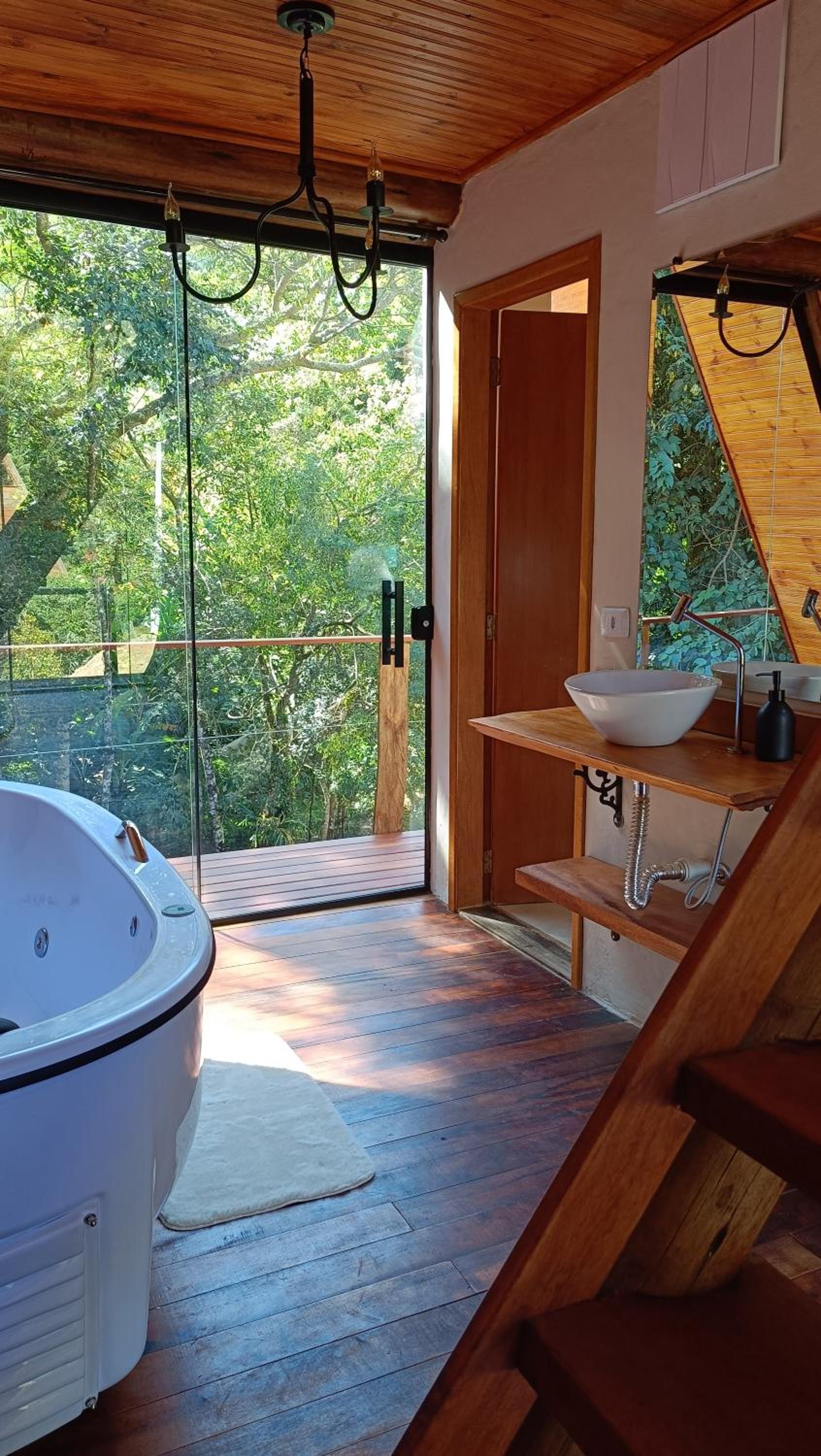 Chalé romântico São Bento do Sapucaí - Jacuzzi - Chalé Gênova