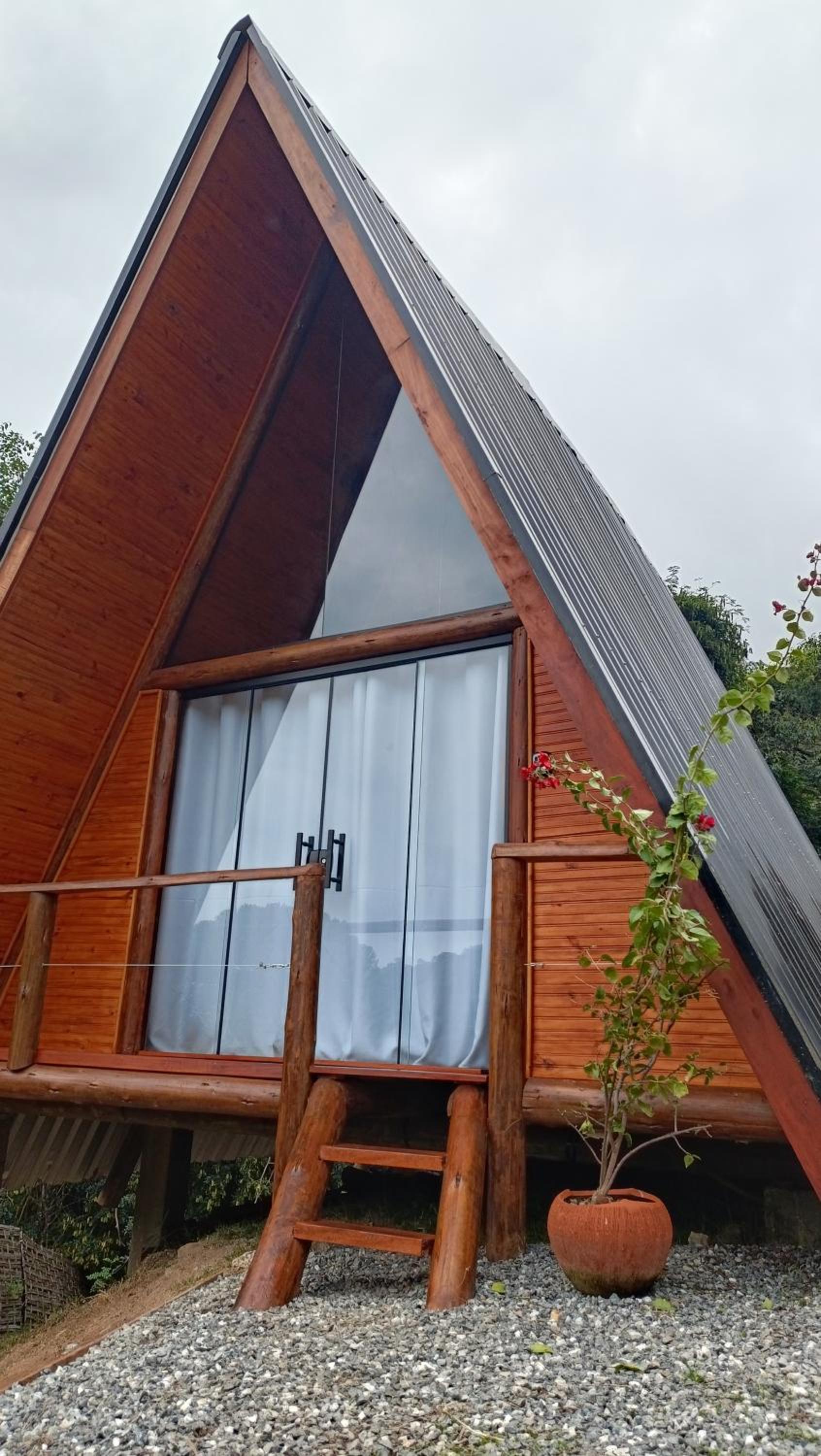 Chalé romântico São Bento do Sapucaí - Jacuzzi - Chalé Gênova
