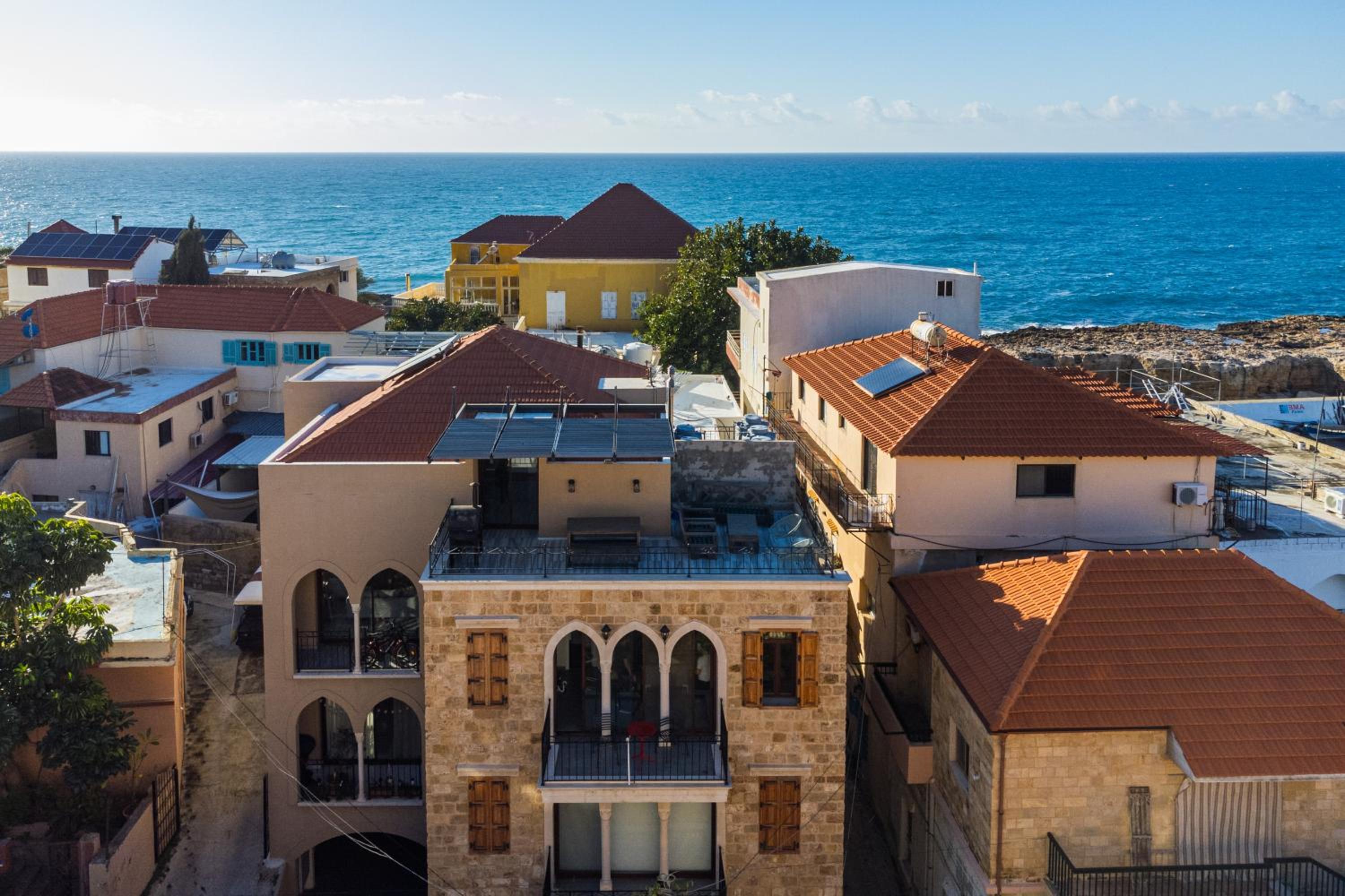 Bubble Beach 2-BR in Batroun Souks - Parking view 3