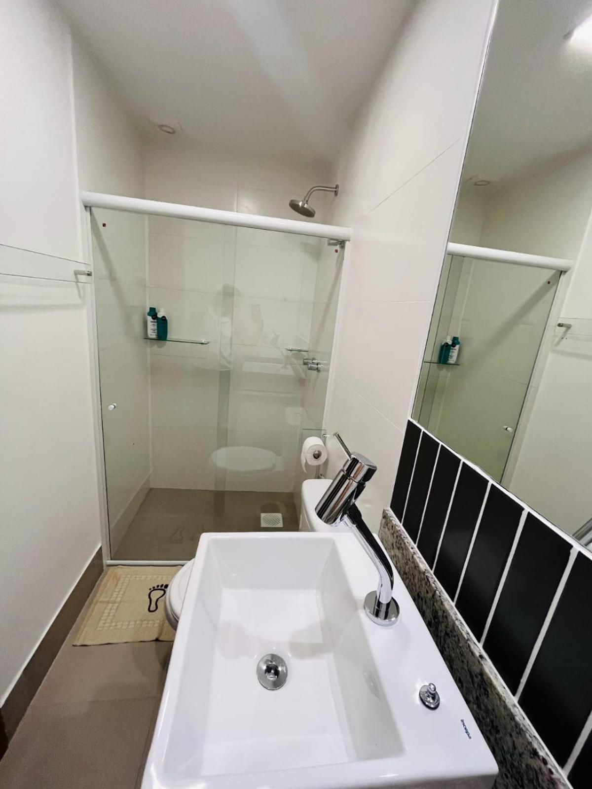 No mar em 2 minutos Apartamento Completo Novo
