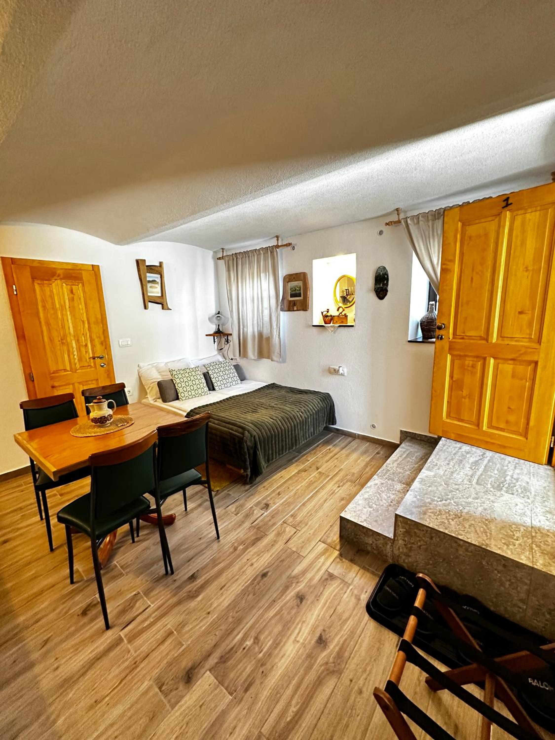 Slovenian House Vida