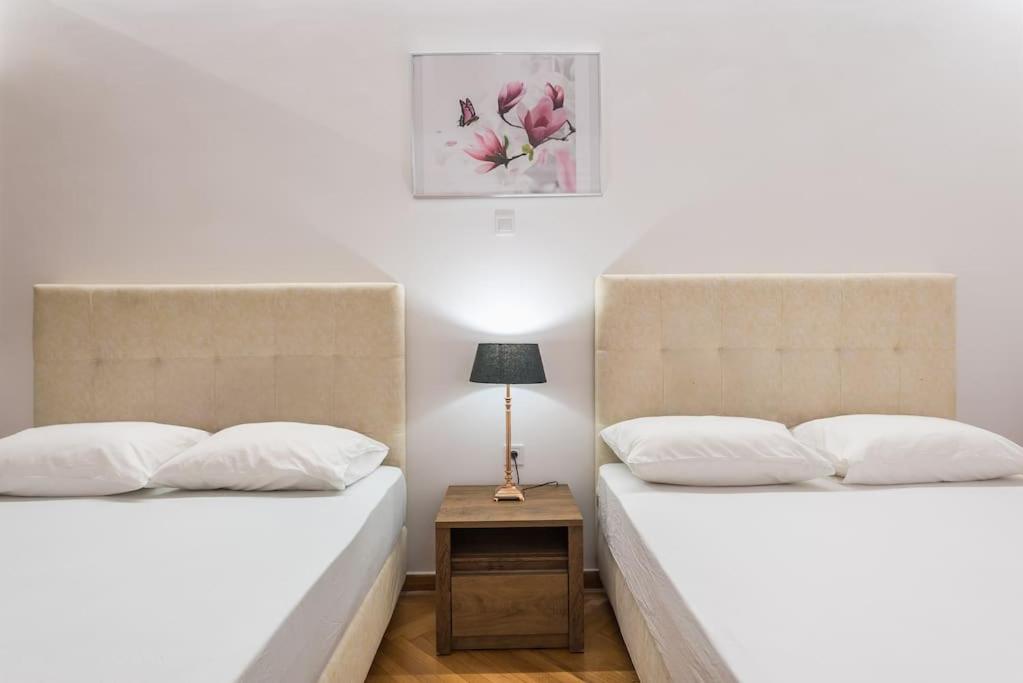 Victoria Wood Suite photo 2