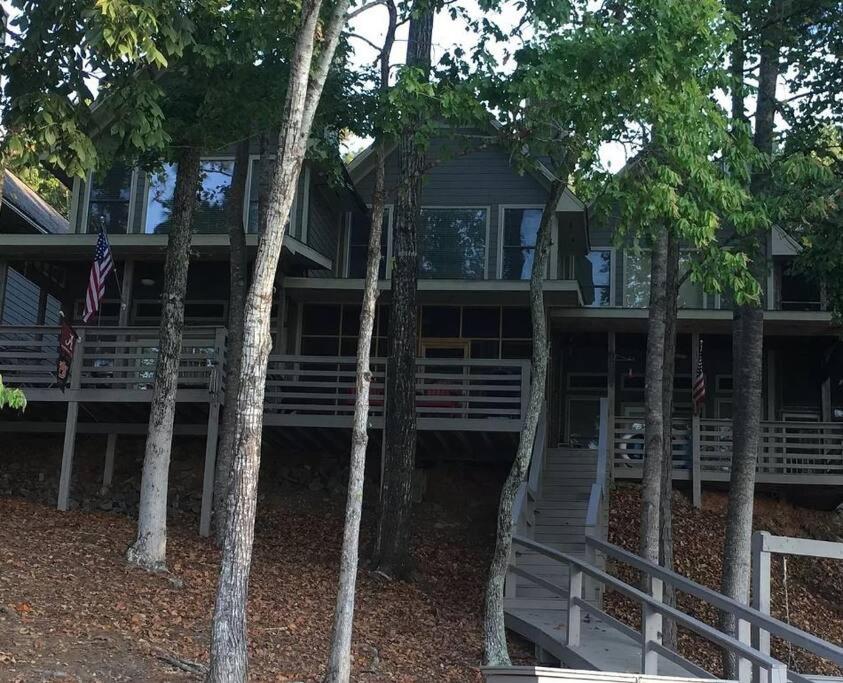 Fabulous Lake Martin Townhome w/ Dock & Boat Ramp