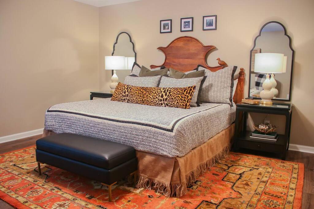 Fabulous Lake Martin Townhome w/ Dock & Boat Ramp