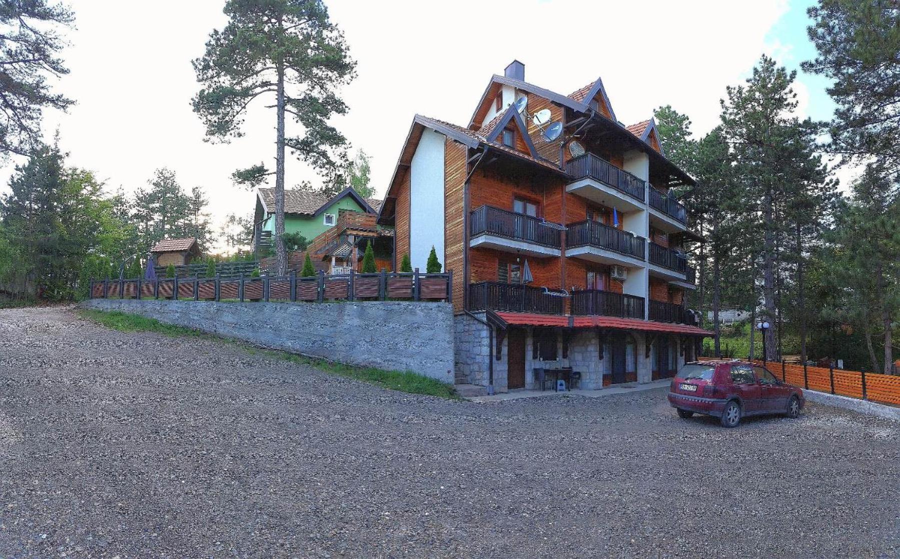 Simic Apartmani Tara view 2