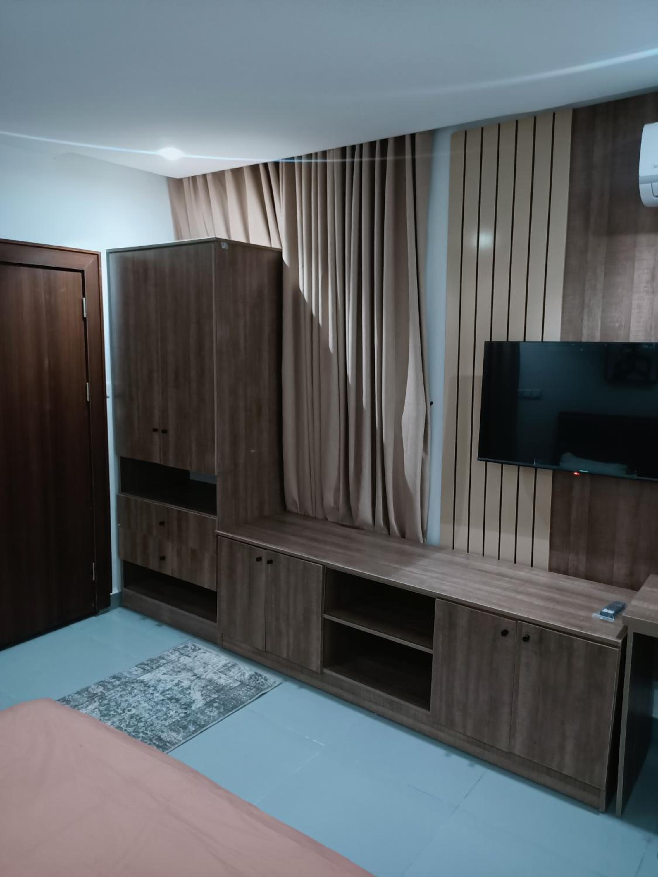 Sommy's place 5