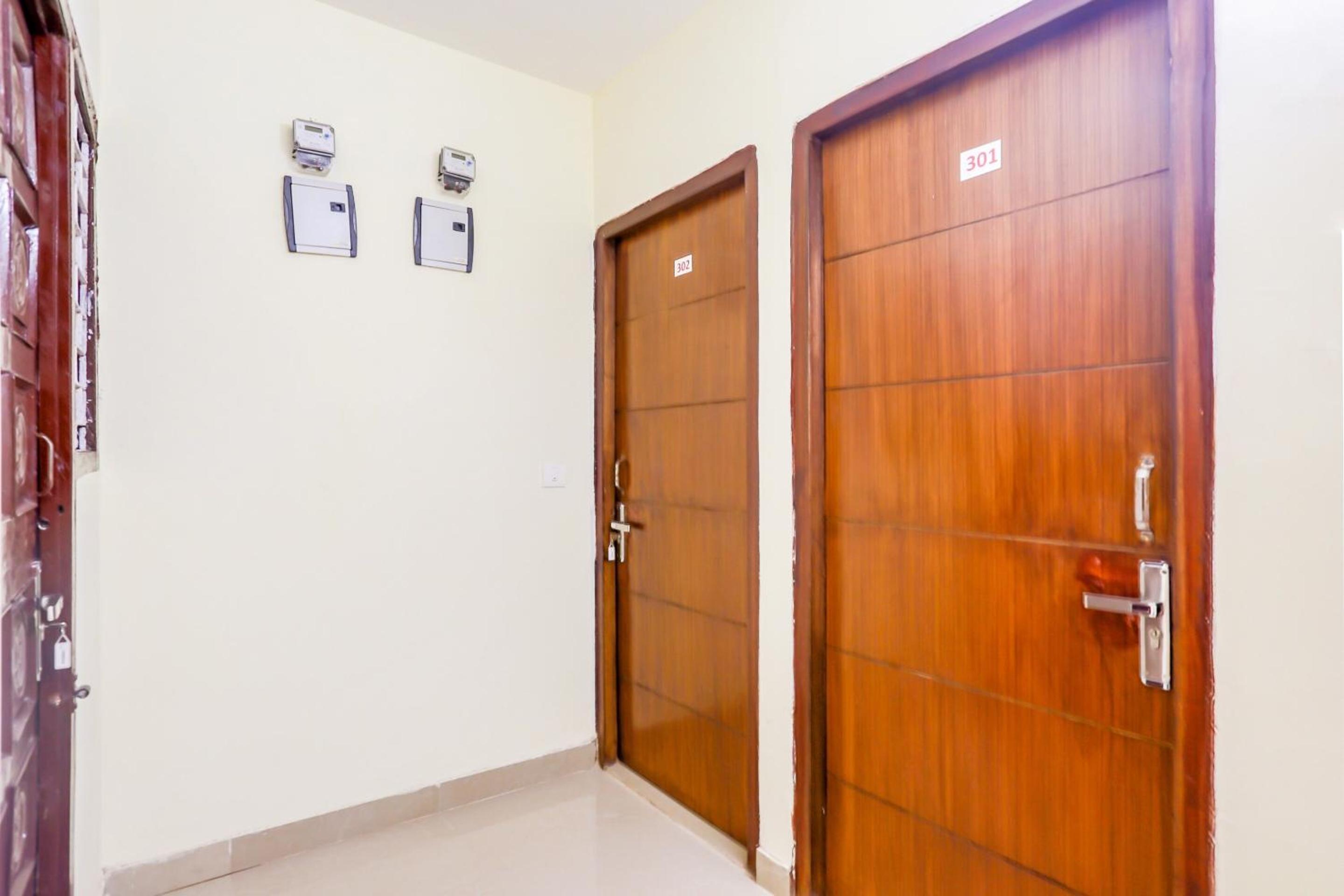 Hotel O RS Residency view 5