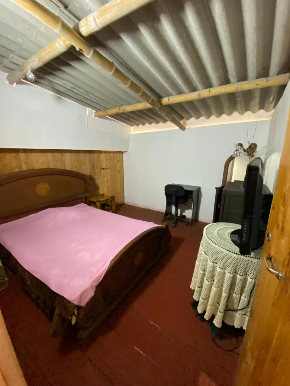 Finca la Divisa. Senderos de la Montaña