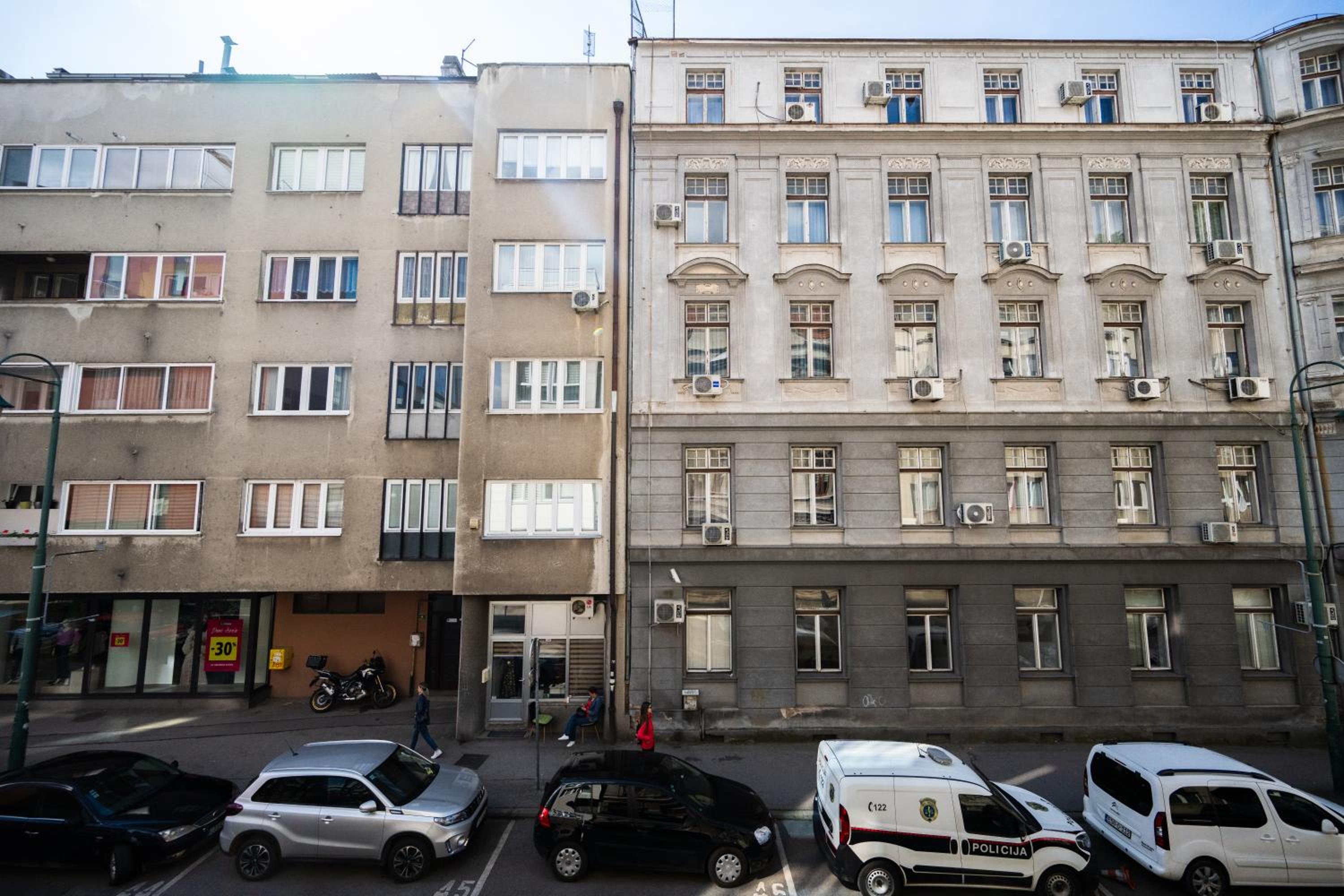 Design 2BDR Apartment - Main Street