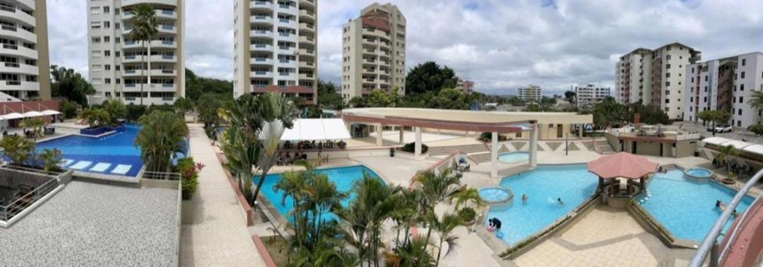Departamento frente al mar en Playa Almendro, Tonsupa