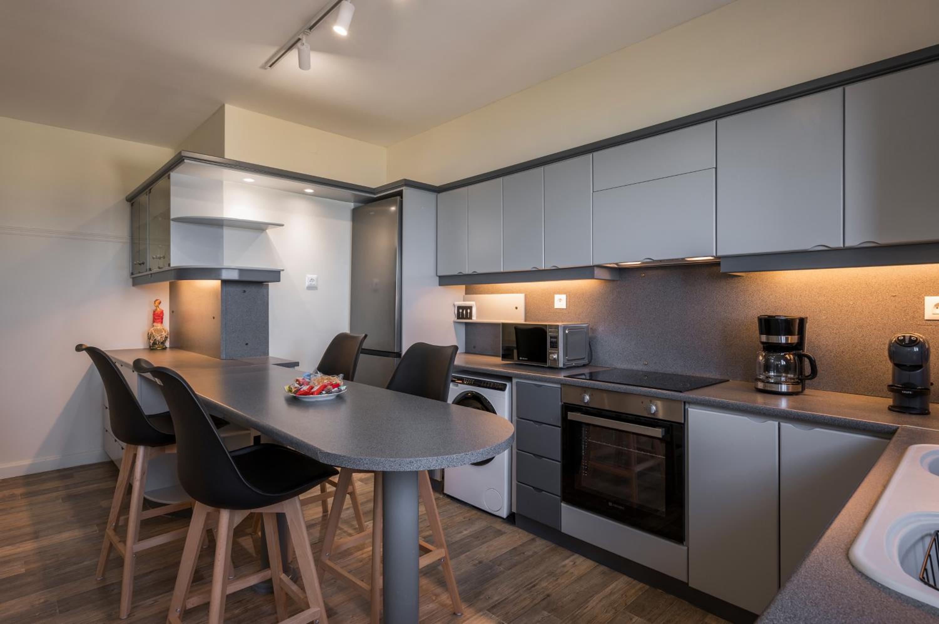 Photo 30