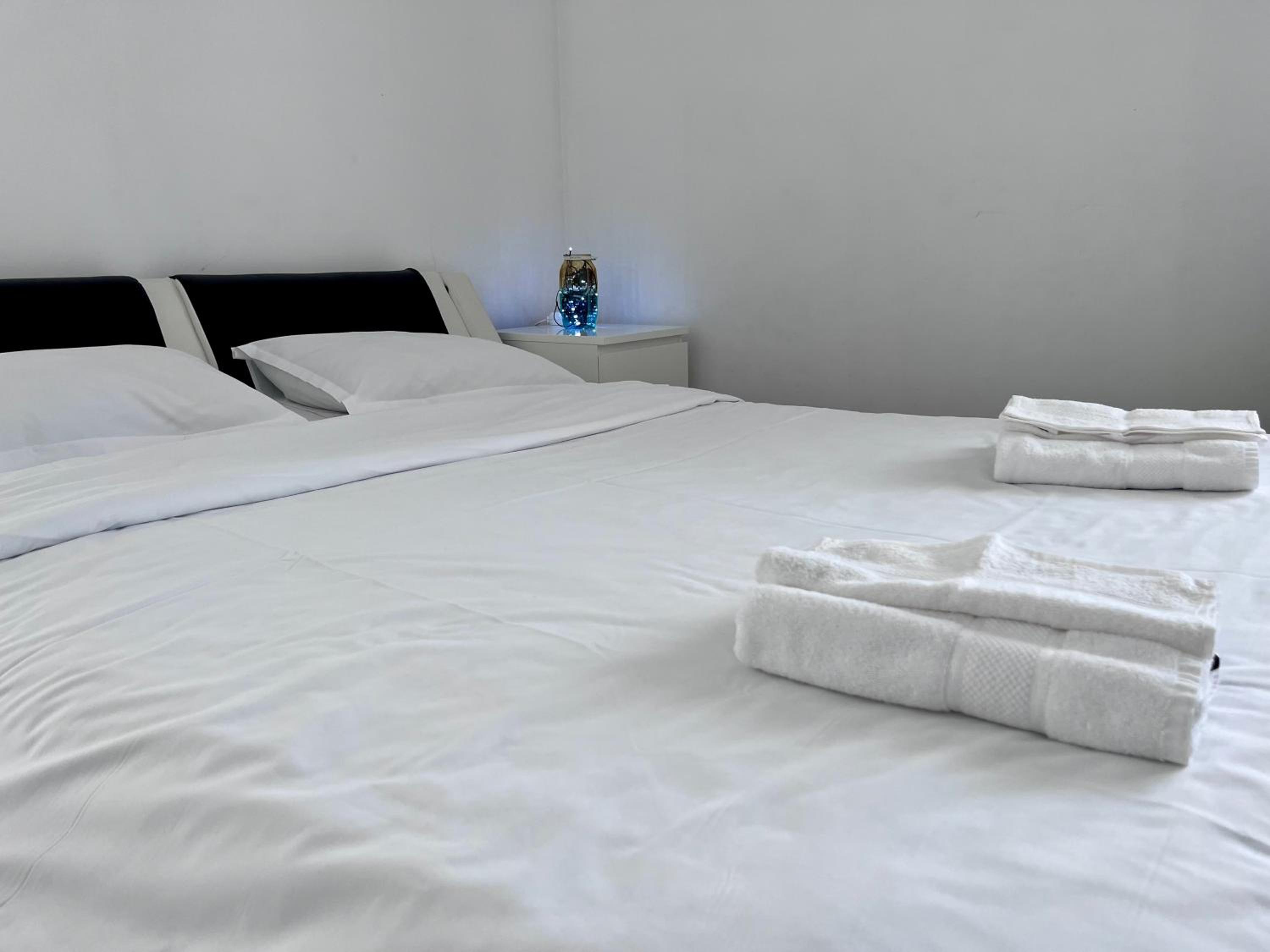 Dream - Hotel Experience with ExtraSpace, QuietArea, Balcony, FreeParking