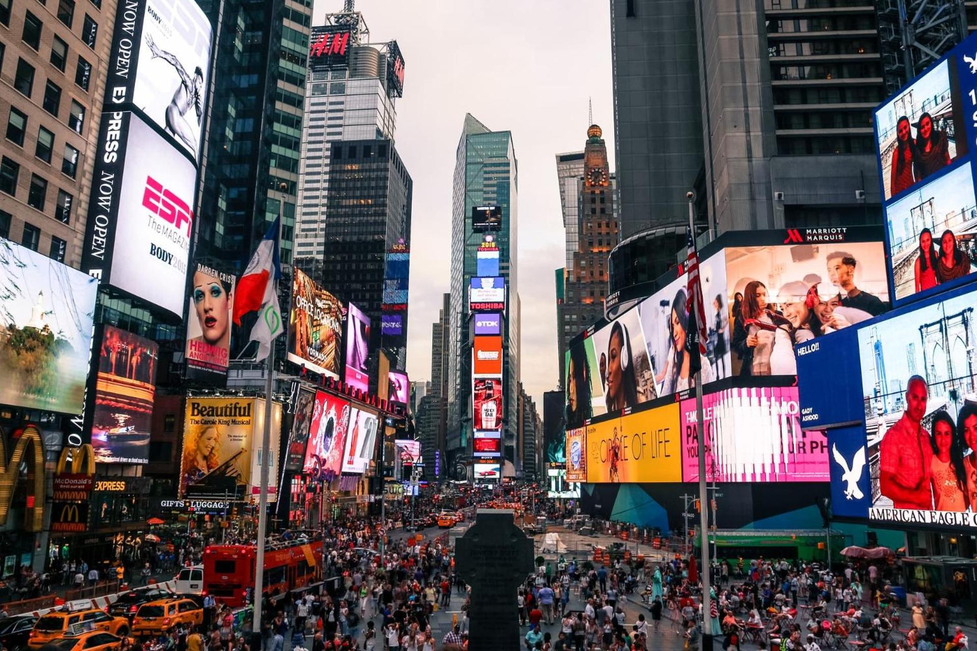 Times Square Manhattan New York 2BR Apartment!
