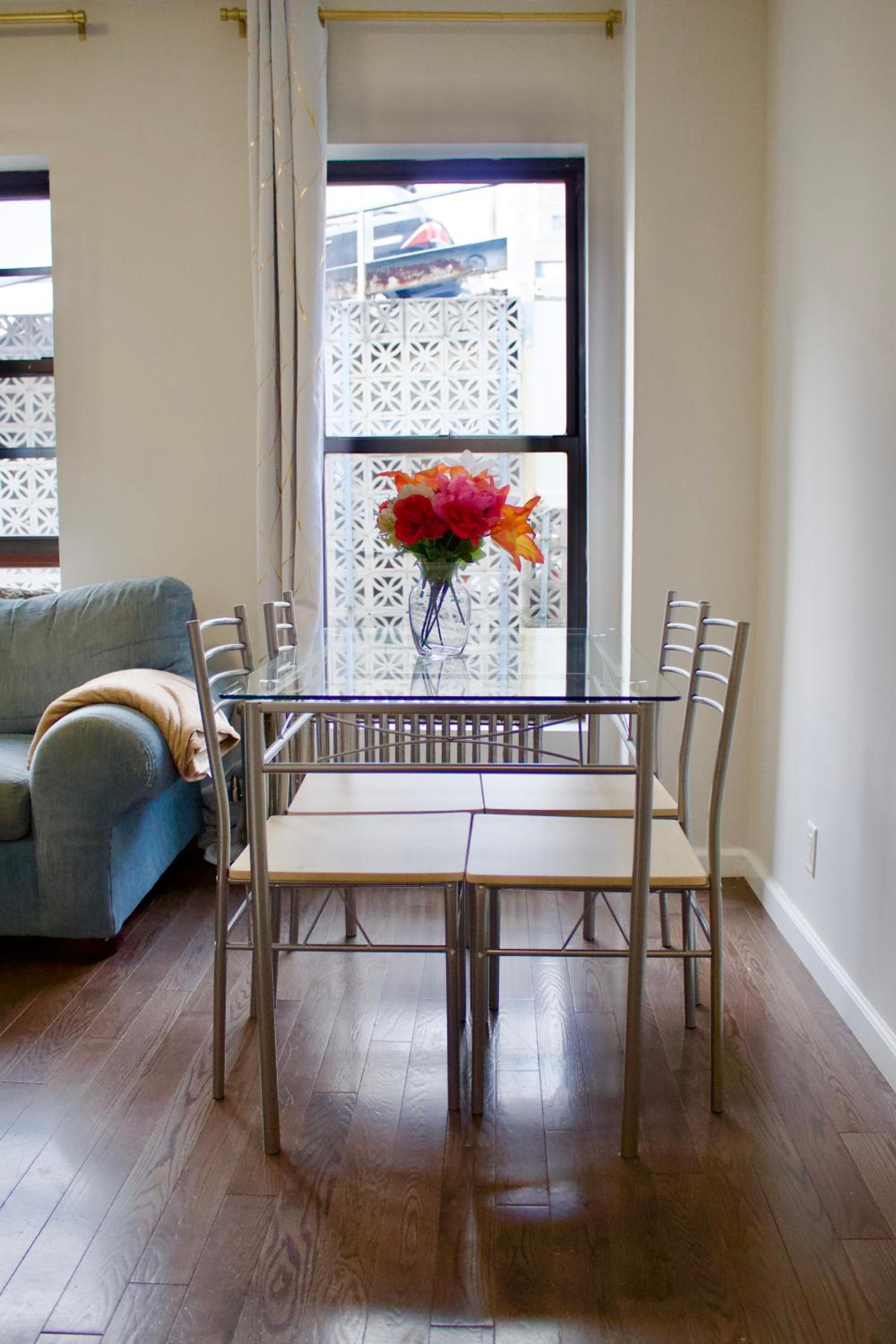Times Square Manhattan New York 2BR Apartment!
