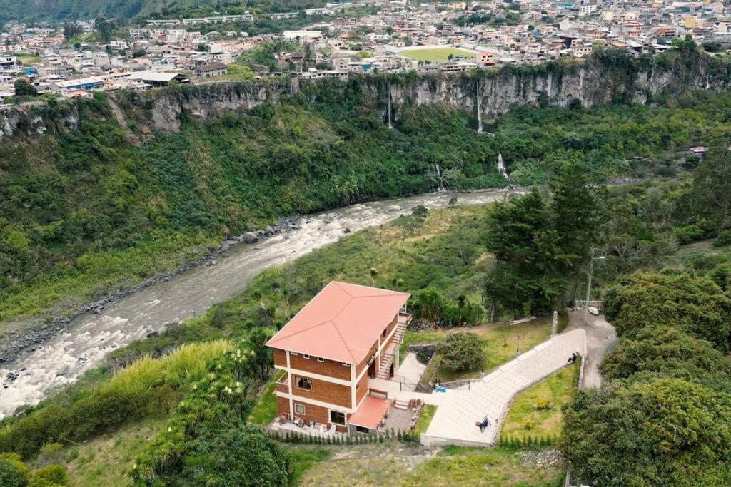 Luxury apartment with balcony & magnificent view
