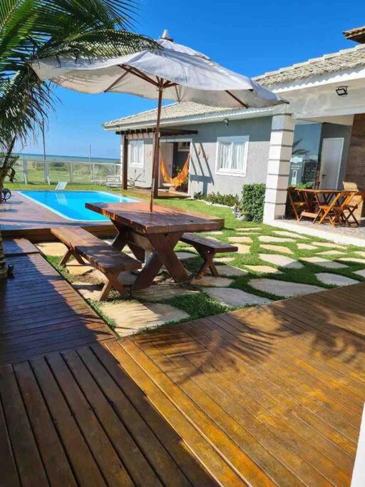 Casa long beach! Totalmente pé na areia.