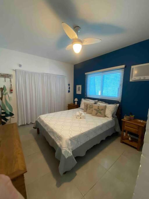 Casa long beach! Totalmente pé na areia.