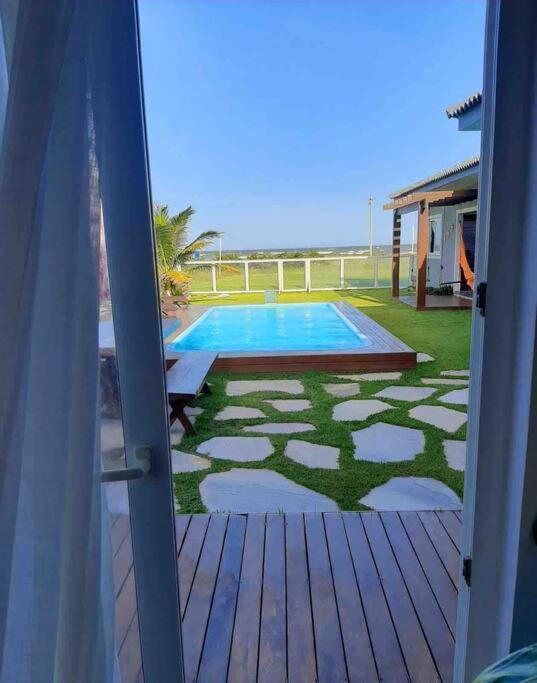 Casa long beach! Totalmente pé na areia.