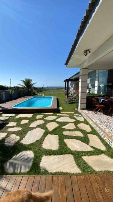 Casa long beach! Totalmente pé na areia.