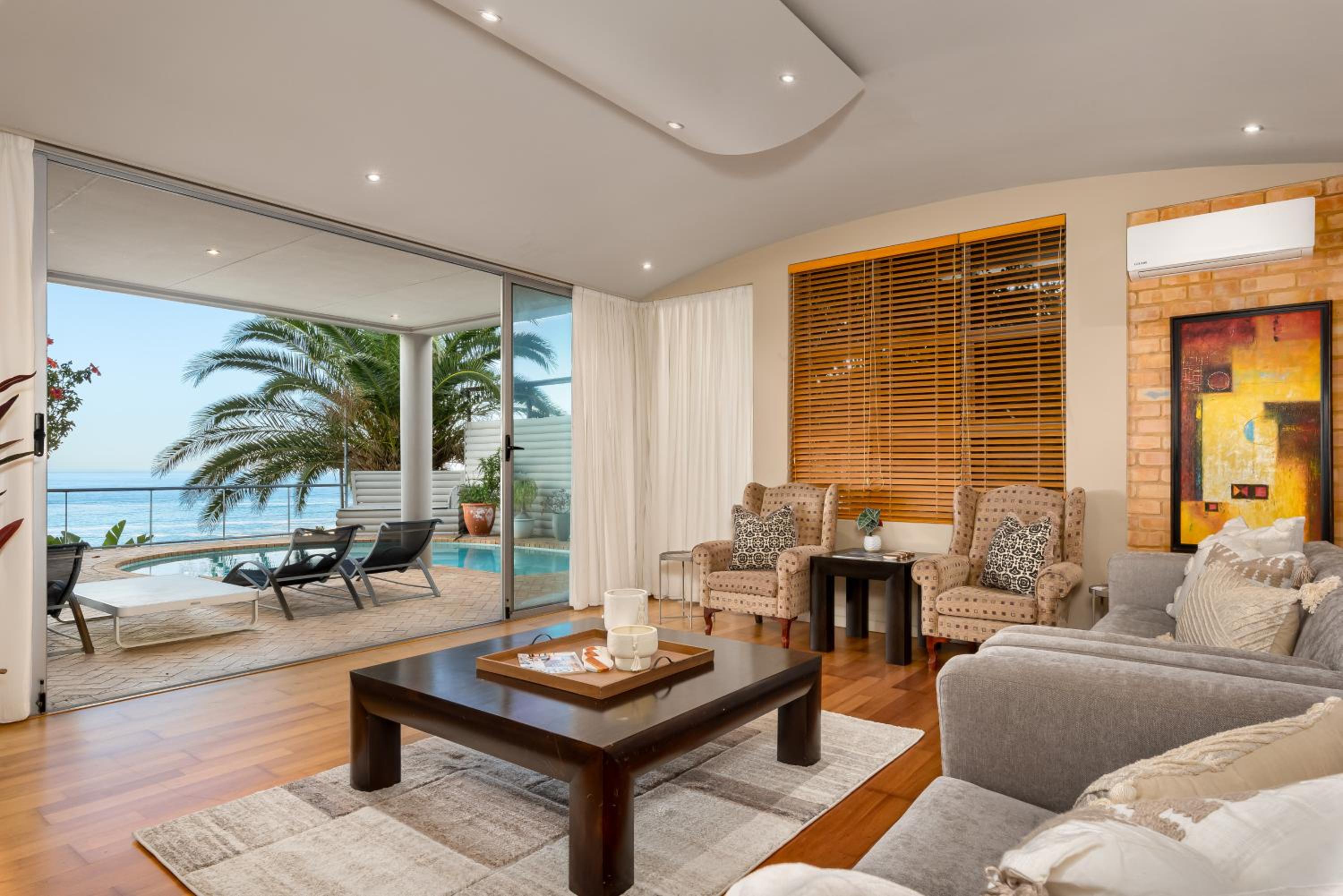 Clifton Haven with Ocean View, Pool, Braai & Office view 5