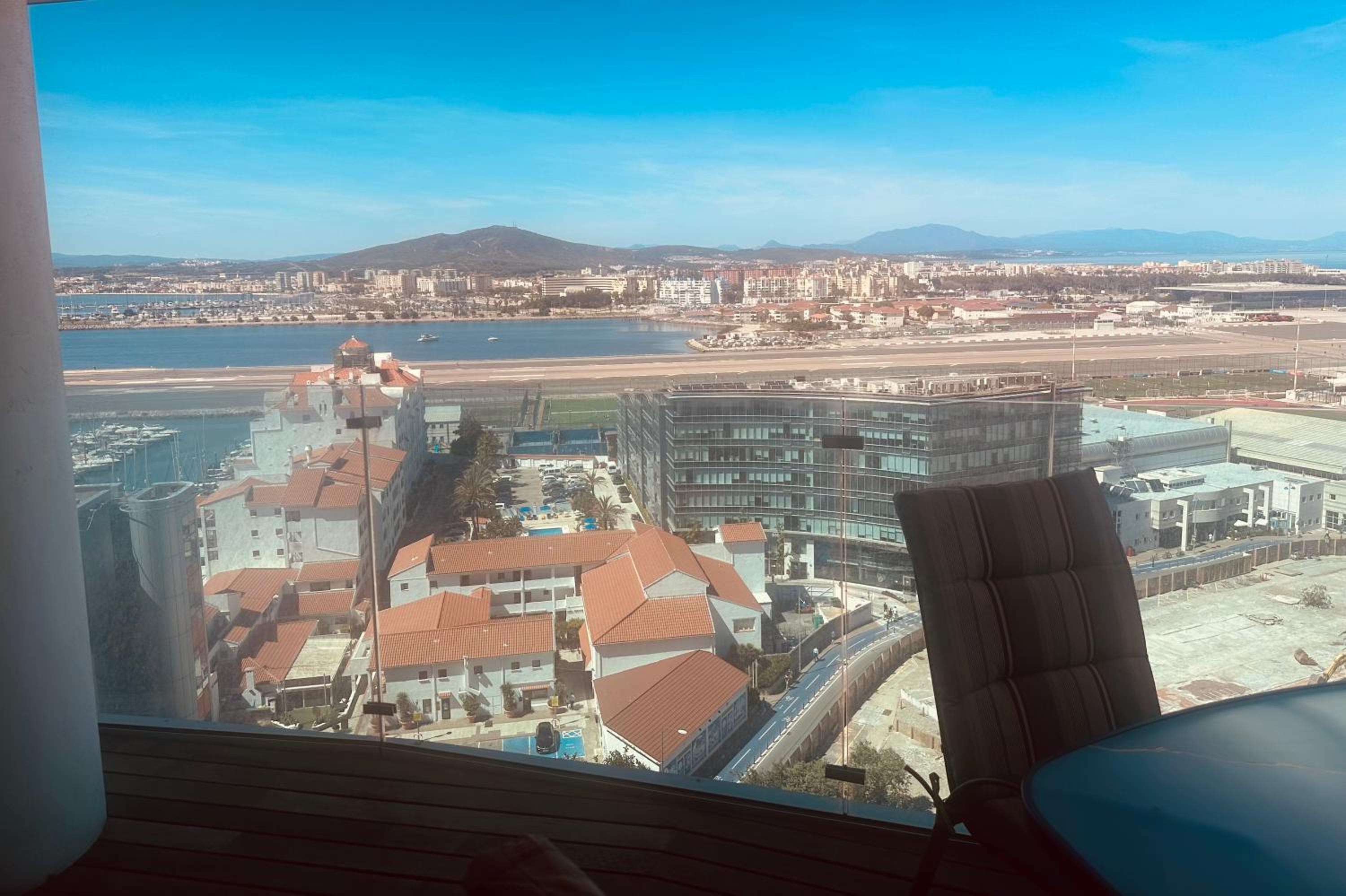 Luxury Apartment with Swimming pools, Spa and stunning views view 4
