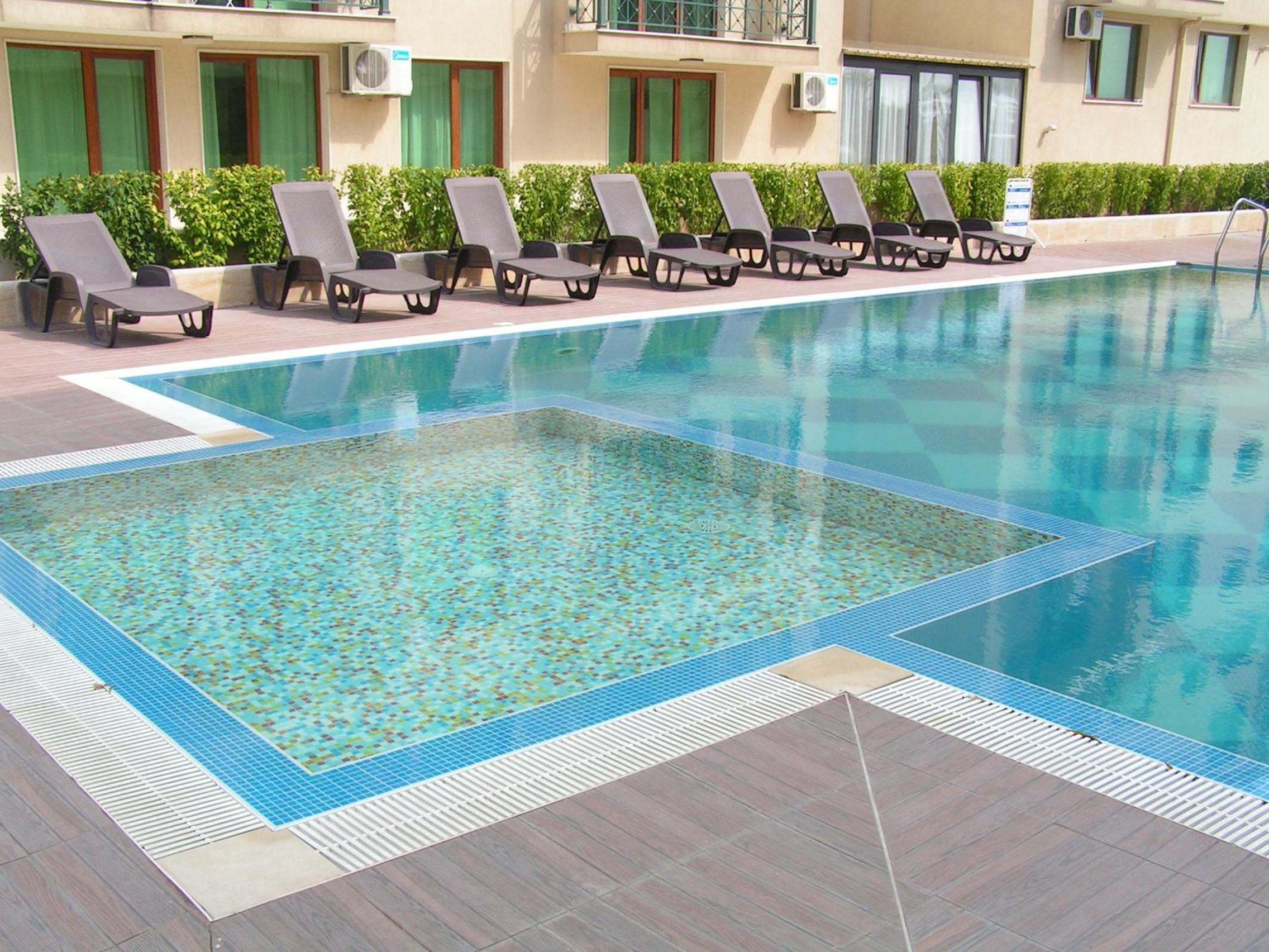 Golden Dunes Primorsko Apartments