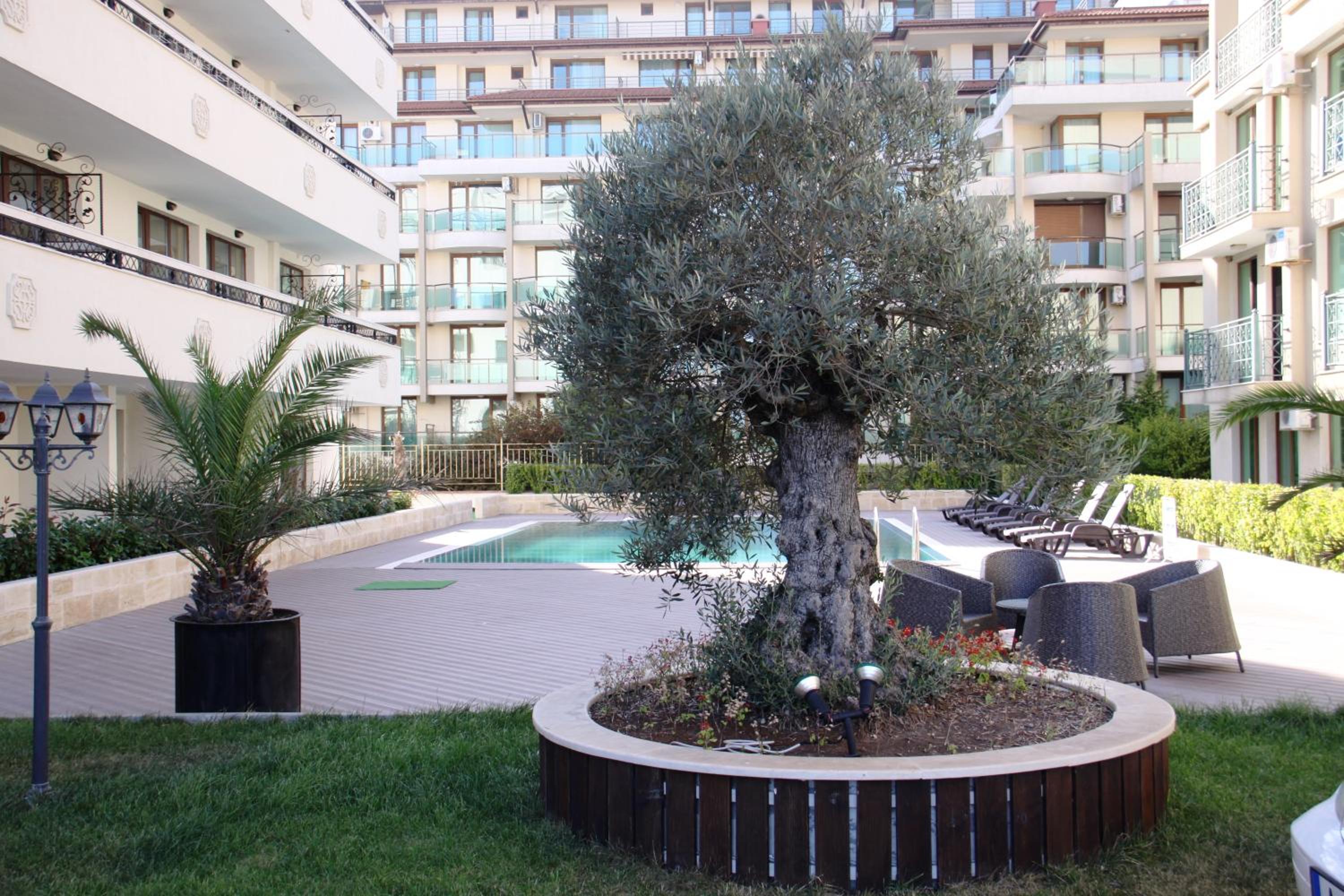 Golden Dunes Primorsko Apartments