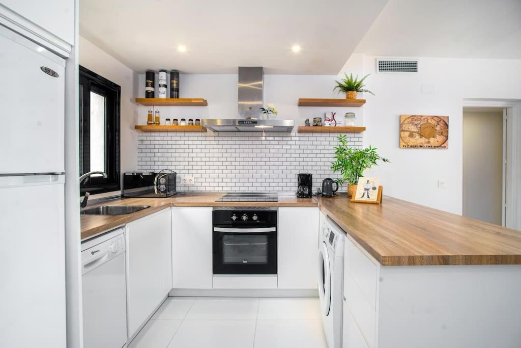 Beautiful 2 bedrooms apartment in Puerto Banus