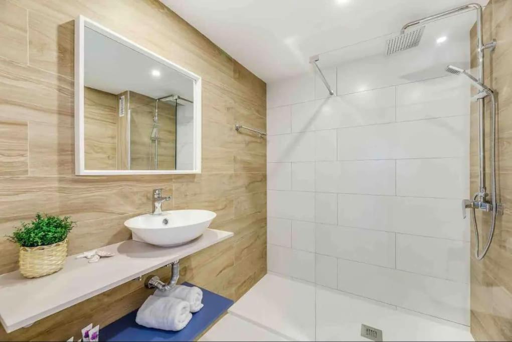 Beautiful 2 bedrooms apartment in Puerto Banus