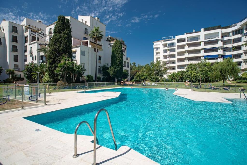 Beautiful 2 bedrooms apartment in Puerto Banus