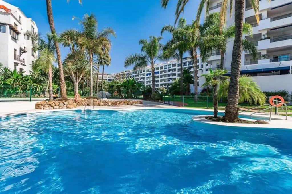 Beautiful 2 bedrooms apartment in Puerto Banus