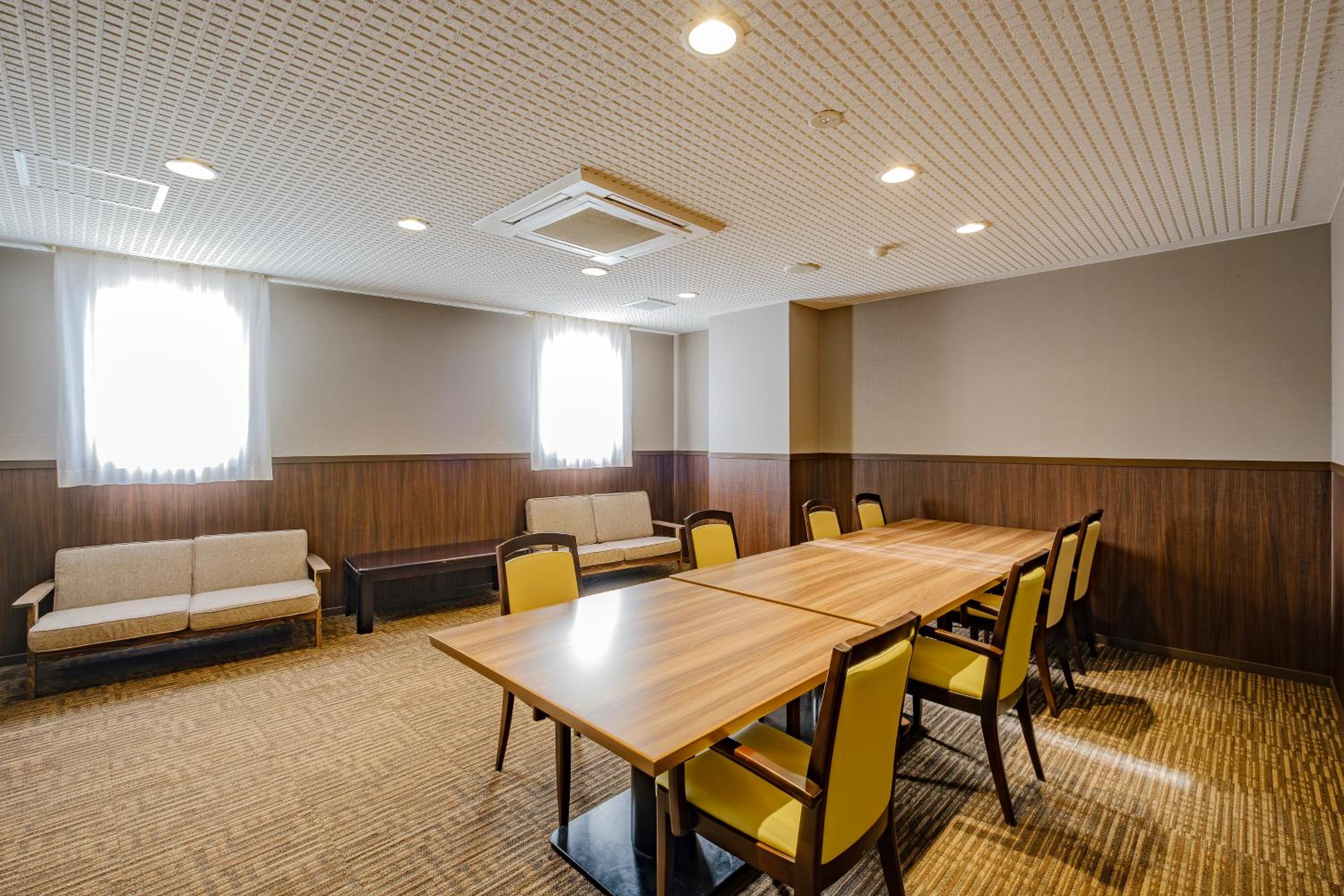 meeting & event spaces