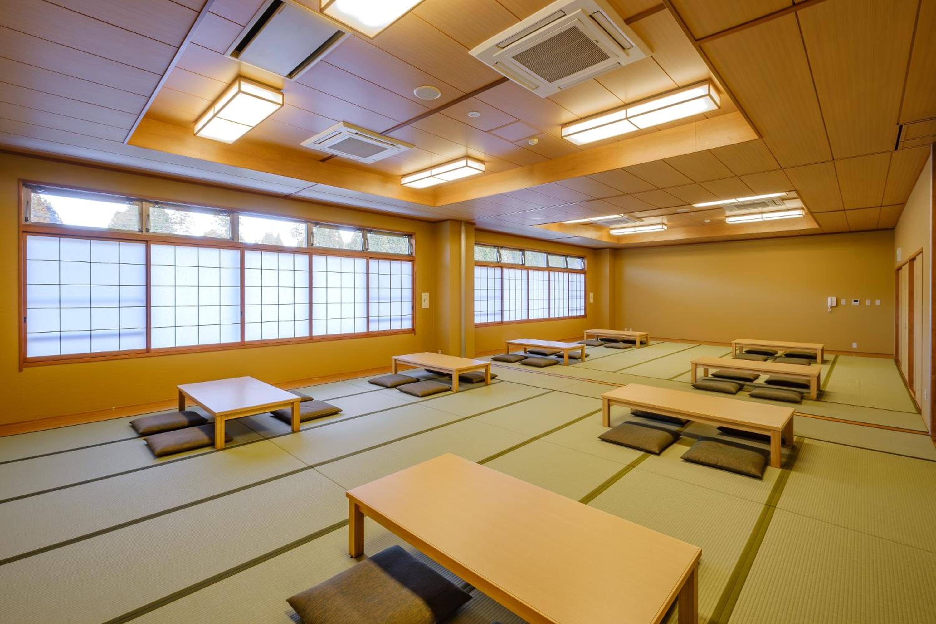 meeting & event spaces